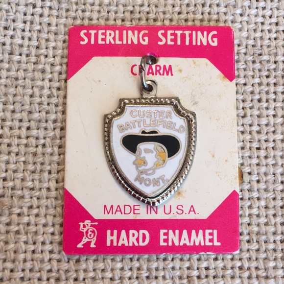 Vintage Montana Custer Battlefield Souvenir Charm - Picture 3 of 10